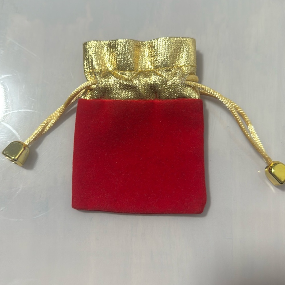 Lucky Small Red Bag - Jewelry Travel Holder
